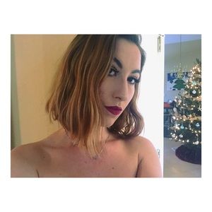 Meet your Posher, Alexandra